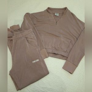 Gymshark athleisure set
